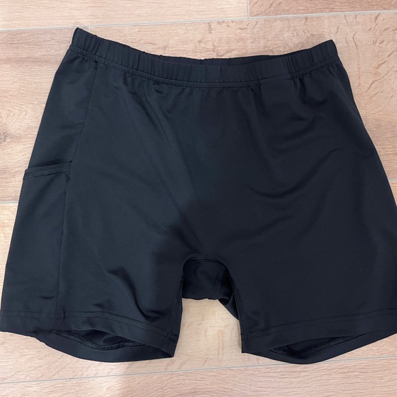 XS Adidas Golf Dress with Undershorts - Picture 2 of 2